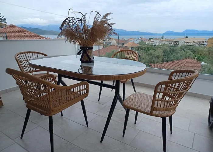 Amelia Luxury