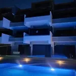 Amelia Luxury