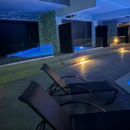 Amelia Luxury * Nikiana