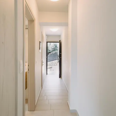 Apartament Amelia Luxury Nikiana