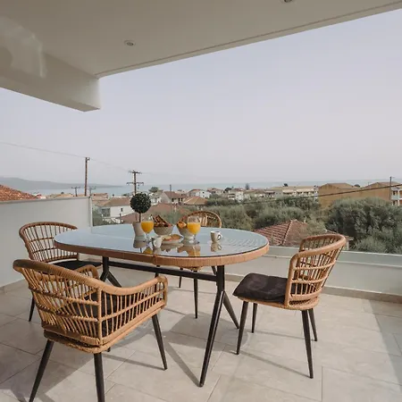 Amelia Luxury Apartment